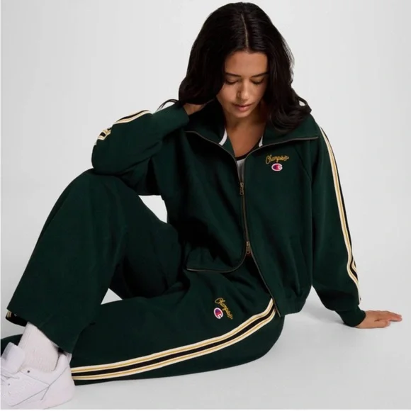 Champion Women's game day Dark Green Bomber Jacket NWT - Picture 2 of 5